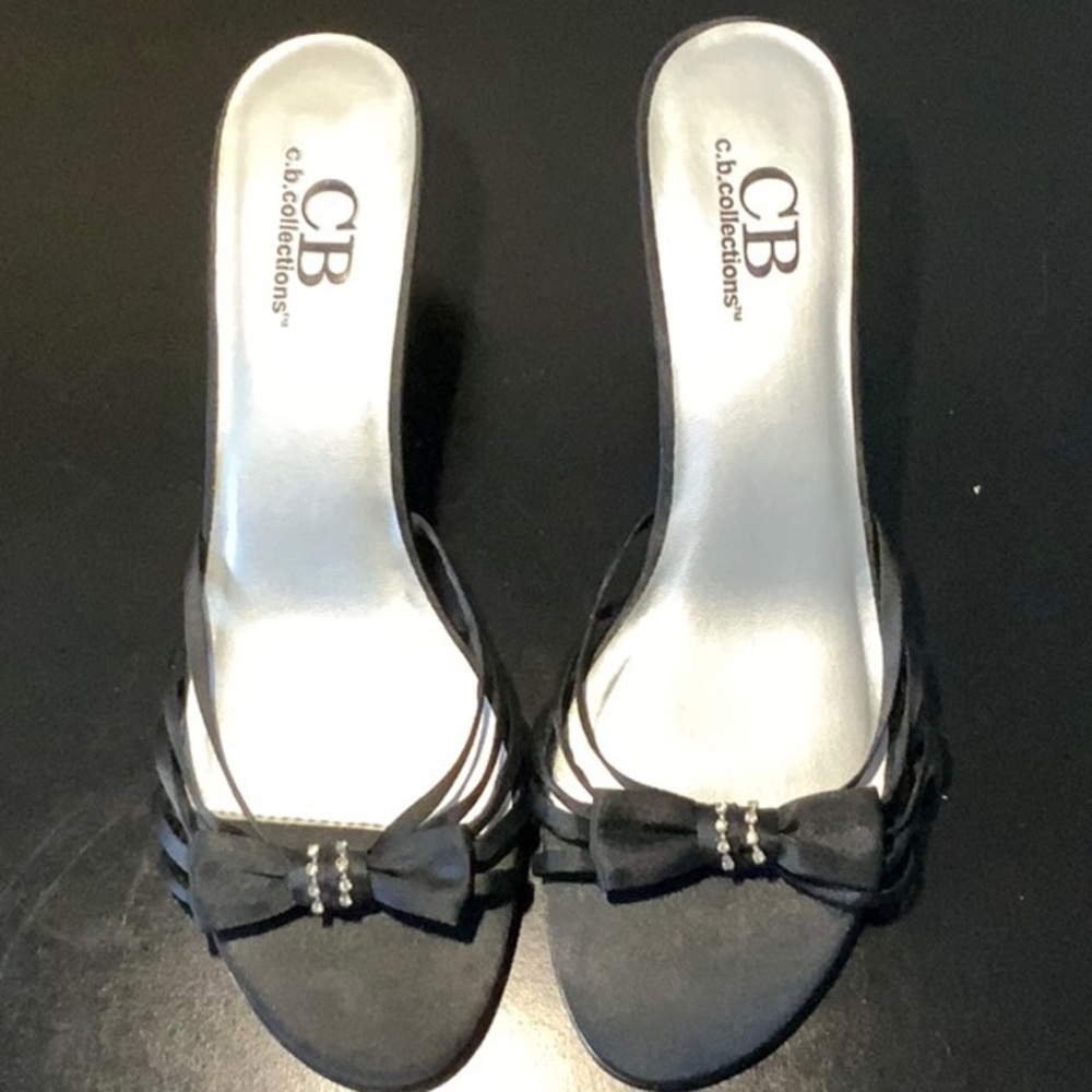 CB Collections backless rhinestone bow heel, Sz 10M